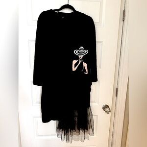 MG Mango
Gently used t shirt style dress size large